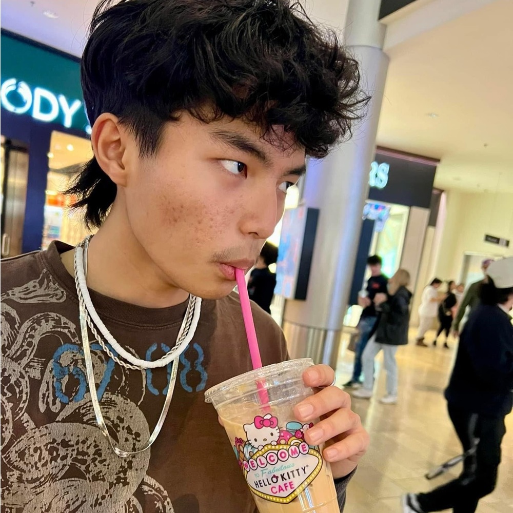 Meet your Posher, Jiwon